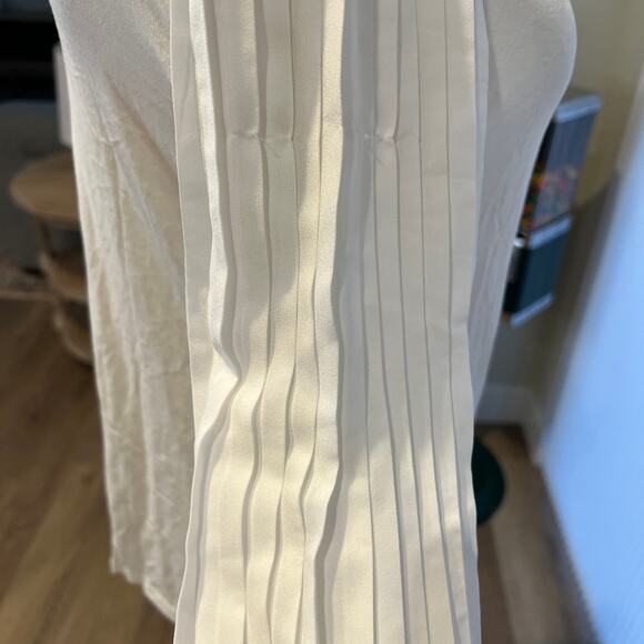 TALBOTS Women's Pleated Sleeve Crewneck Top Size S In White - Picture 7 of 13